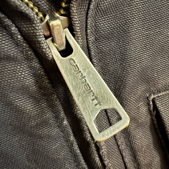 Black Carhartt Jacket - Picture 5 of 15